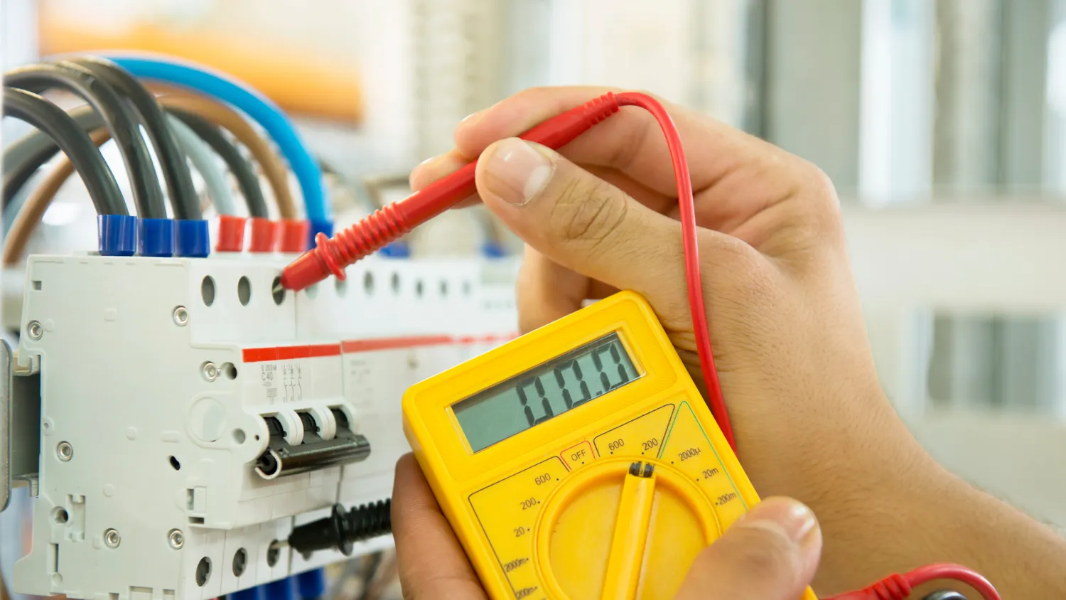 electricien poilley